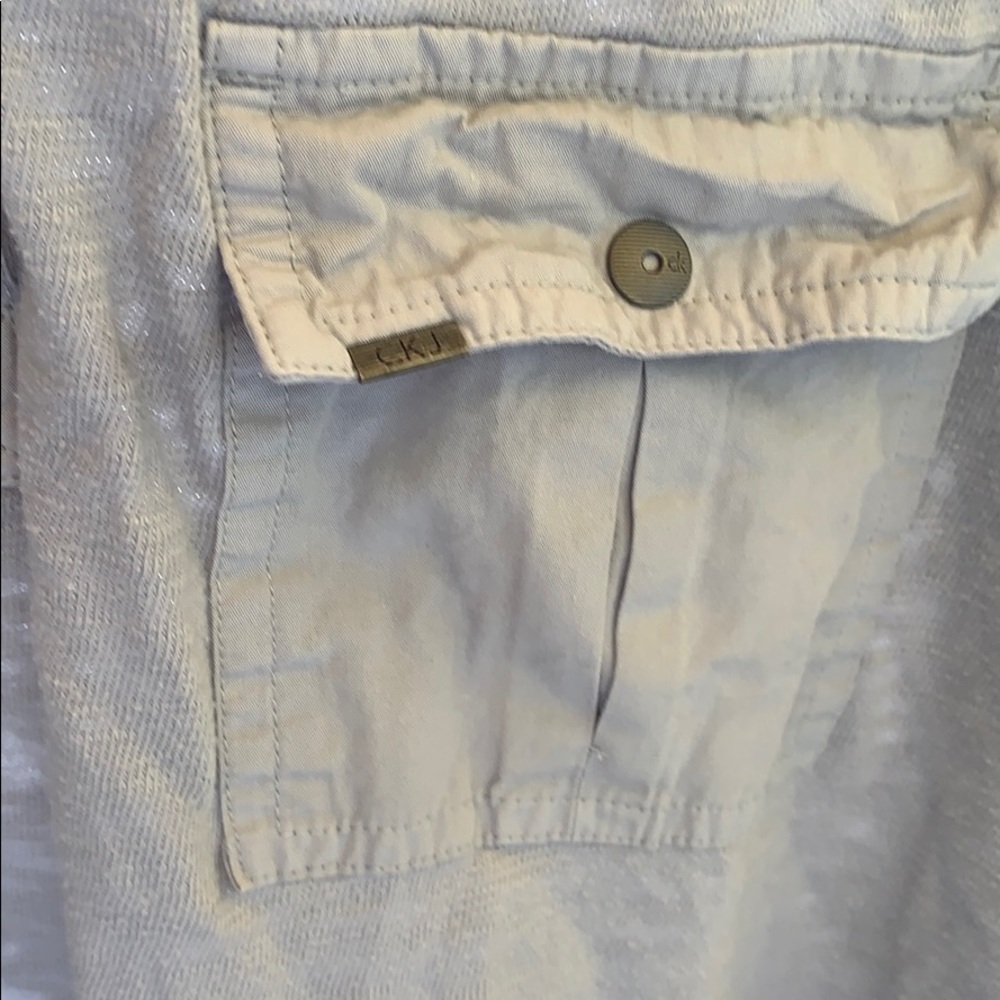 Shirt - Picture 2 of 4